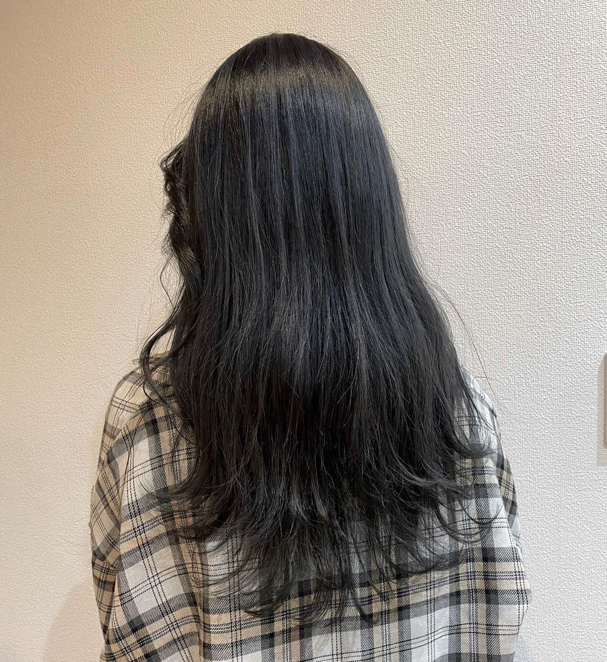 おすすめ寒色系カラー/旭川の美容室HAIR COLORS